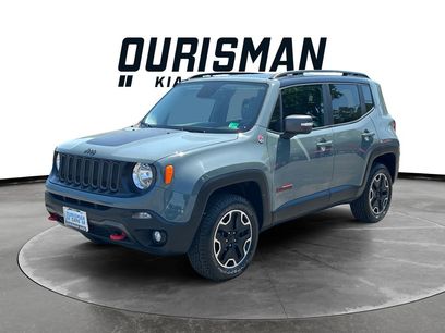 Used 2016 Jeep Renegade Trailhawk w/ Premium Trailhawk Package