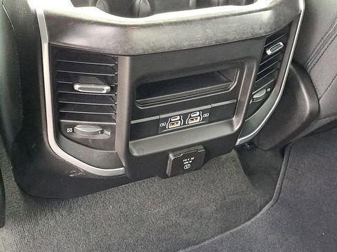Used 2022 RAM 1500 Big Horn AWD/4WD image 22