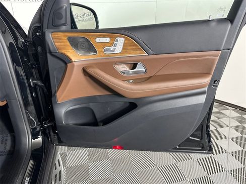 Certified 2024 Mercedes-Benz GLS 450 4MATIC w/ AMG Line Exterior image 15