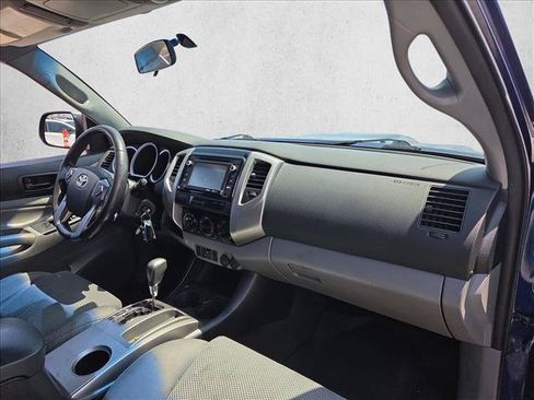 Used 2015 Toyota Tacoma PreRunner w/ TRD Sport Package RWD image 16
