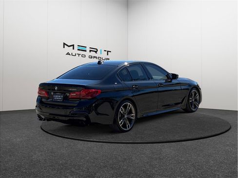 Used 2020 BMW M550i xDrive w/ Executive Package image 9