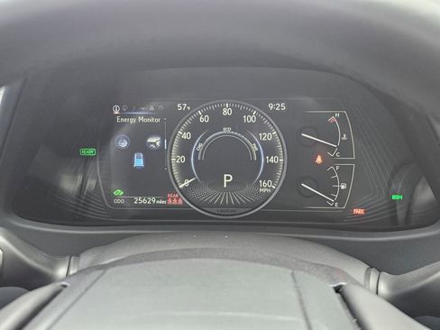 Used 2024 Lexus UX 250h F Sport AWD/4WD image 31