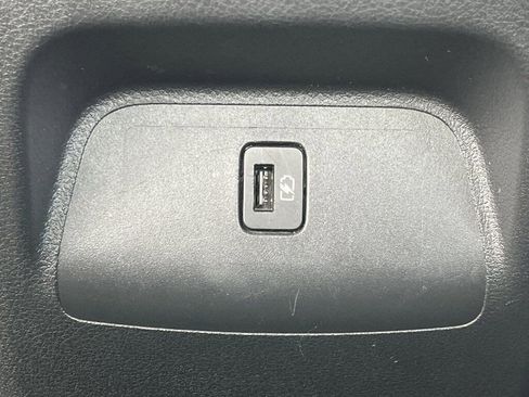 Used 2024 Nissan Sentra SV image 17