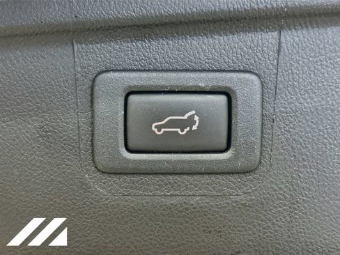 Used 2018 Subaru Outback 2.5i Premium AWD/4WD image 28
