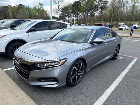 Used 2020 Honda Accord Sport image 5