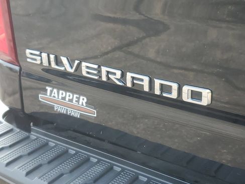Used 2020 Chevrolet Silverado 2500 Custom w/ Custom Value Package AWD/4WD image 8
