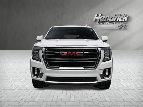Used 2021 GMC Yukon XL SLT image 6