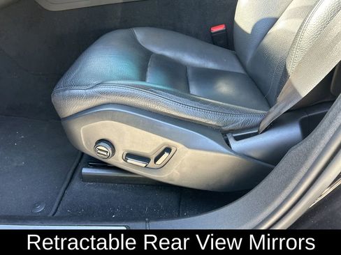 Used 2020 Volvo XC60 T5 Momentum image 16