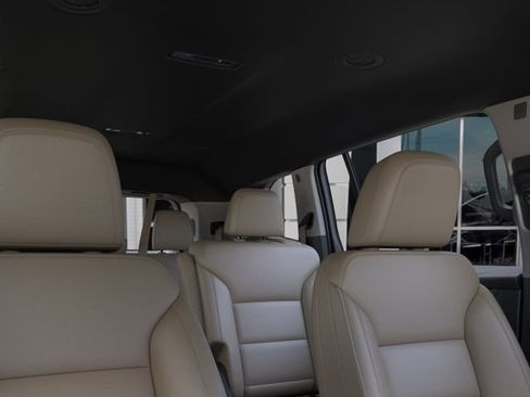 New 2026 Buick Enclave Preferred w/ Power Package FWD image 24