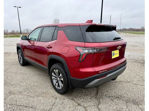 New 2026 Chevrolet Equinox LT w/ Safety and Technology Package FWD image 6