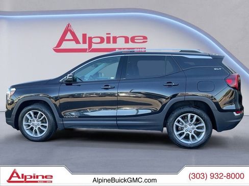 Certified 2024 GMC Terrain SLT AWD/4WD image 2