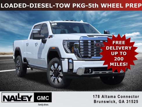 New 2026 GMC Sierra 2500 Denali w/ Denali Reserve Package AWD/4WD image 1