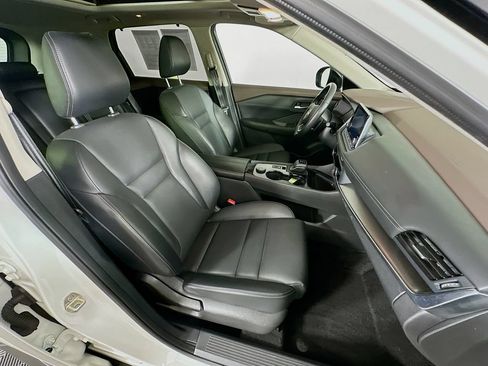 Certified 2023 Nissan Rogue SV w/ SV Premium B Package AWD/4WD image 37