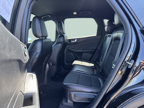 Used 2025 Ford Escape ST-Line AWD/4WD image 13