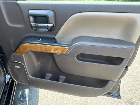 Used 2016 Chevrolet Silverado 1500 LTZ w/ Sport Package AWD/4WD image 17