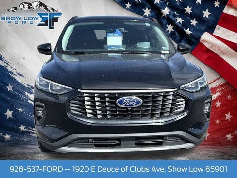 Certified 2024 Ford Escape Platinum w/ Premium Technology Package AWD/4WD image 2