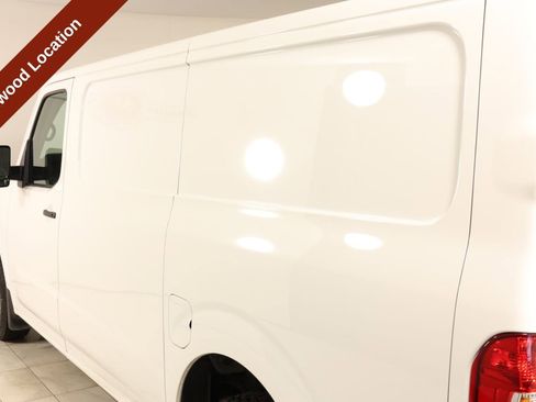 Used 2021 Nissan NV 1500 S image 32