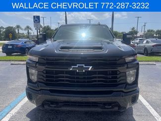 Used 2025 Chevrolet Silverado 2500 Custom w/ Custom Convenience Package AWD/4WD video 1