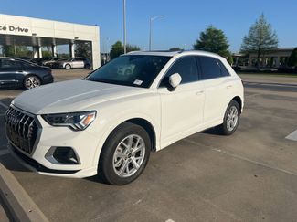 Used 2023 Audi Q3 2.0T Premium w/ Convenience Package video 1
