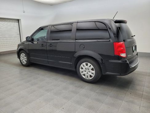 Used 2016 Dodge Grand Caravan SE w/ Quick Order Package 29E SE image 3