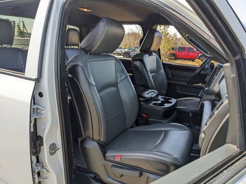 Used 2022 RAM 2500 Tradesman w/ Chrome Appearance Group image 41