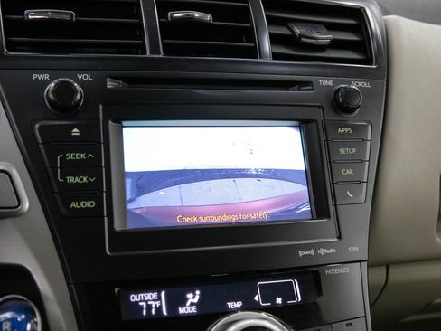 Used 2014 Toyota Prius V Three FWD image 26
