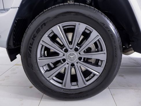 Used 2025 Mercedes-Benz G 550 image 26