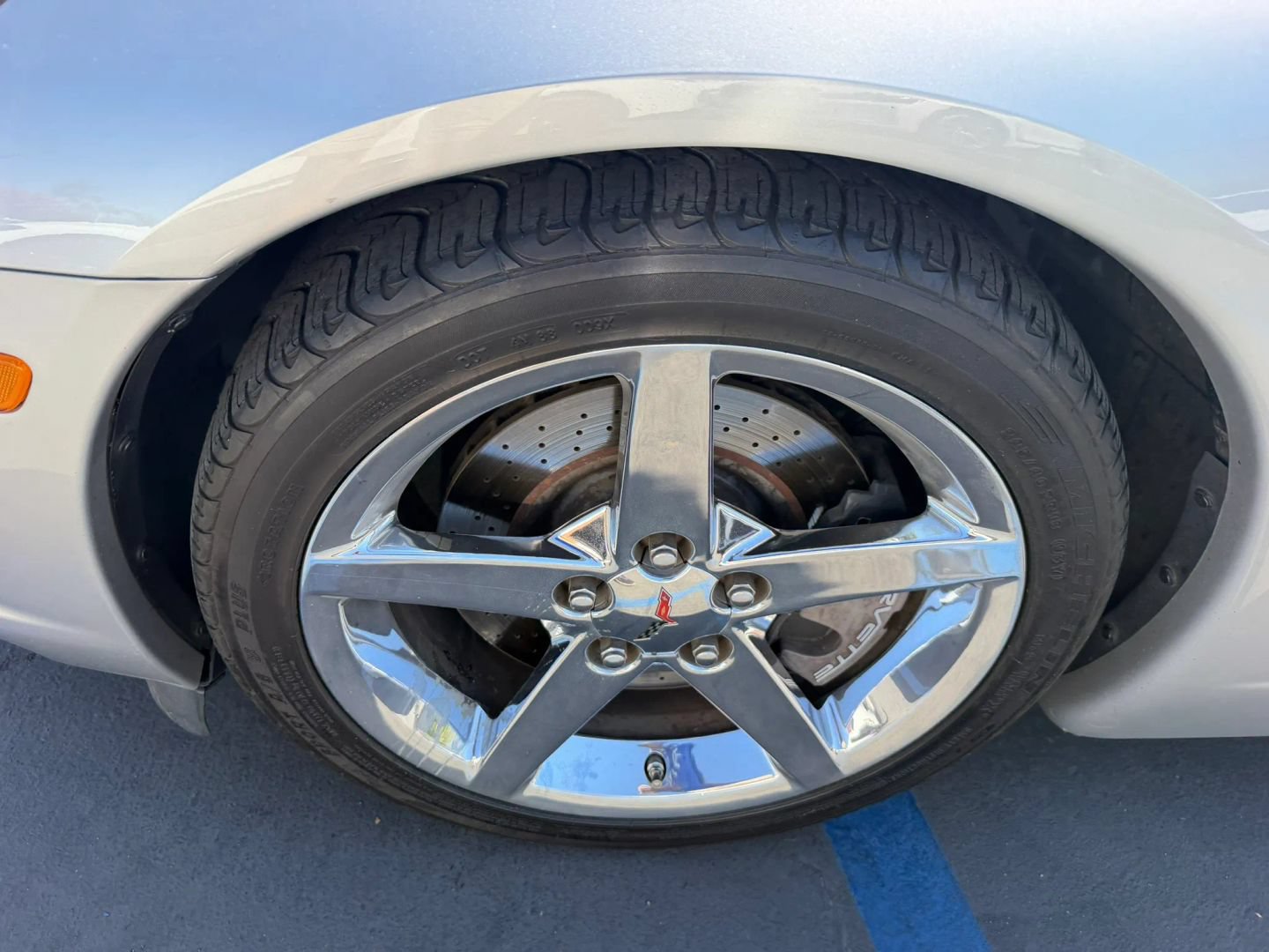 Used 2007 Chevrolet Corvette Coupe w/ Preferred Equipment Group RWD image 30