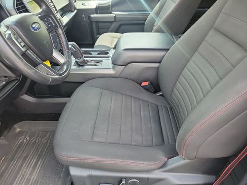 Used 2018 Ford F150 XLT w/ Equipment Group 302A Luxury AWD/4WD image 18