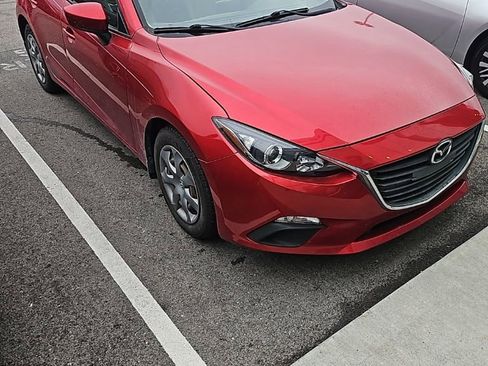 Used 2015 MAZDA MAZDA3 i Sport image 3