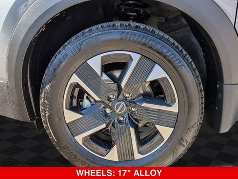 Certified 2025 Nissan Kicks SV AWD/4WD image 10