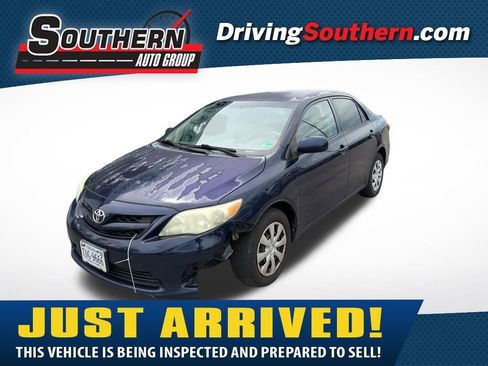 Used 2013 Toyota Corolla L FWD image 1