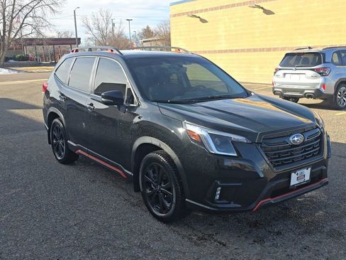 Used 2023 Subaru Forester Sport image 3