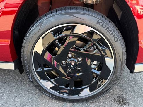 Certified 2025 Hyundai Kona N Line FWD image 31