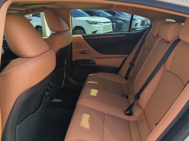 Used 2025 Lexus ES 350 w/ Premium Package FWD image 13