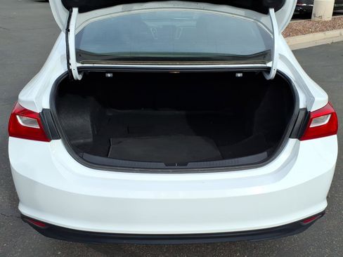 Used 2023 Chevrolet Malibu LT image 11