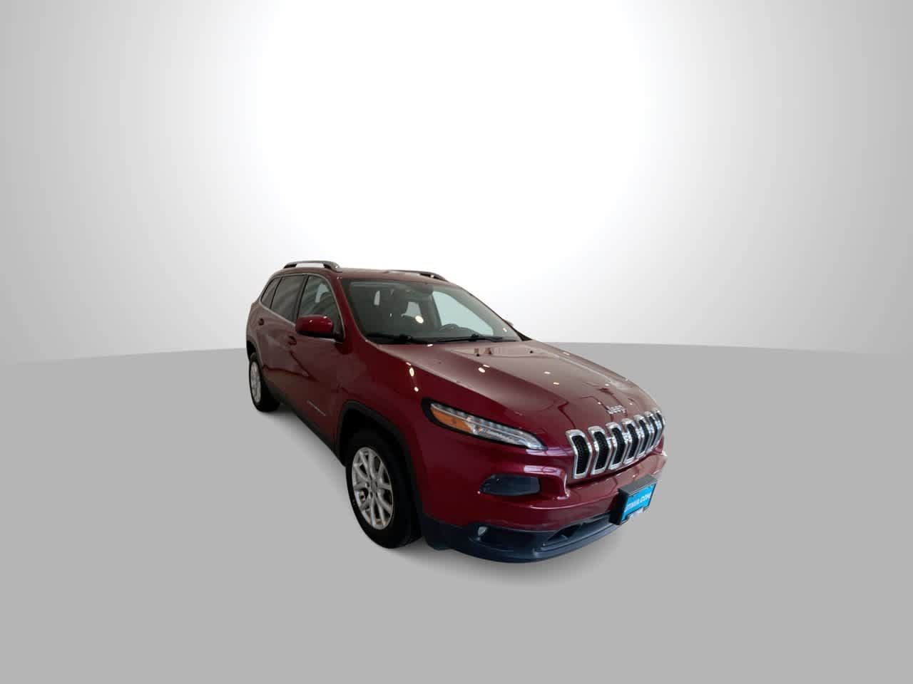Used 2017 Jeep Cherokee Latitude w/ Comfort & Sound Group AWD/4WD image 2