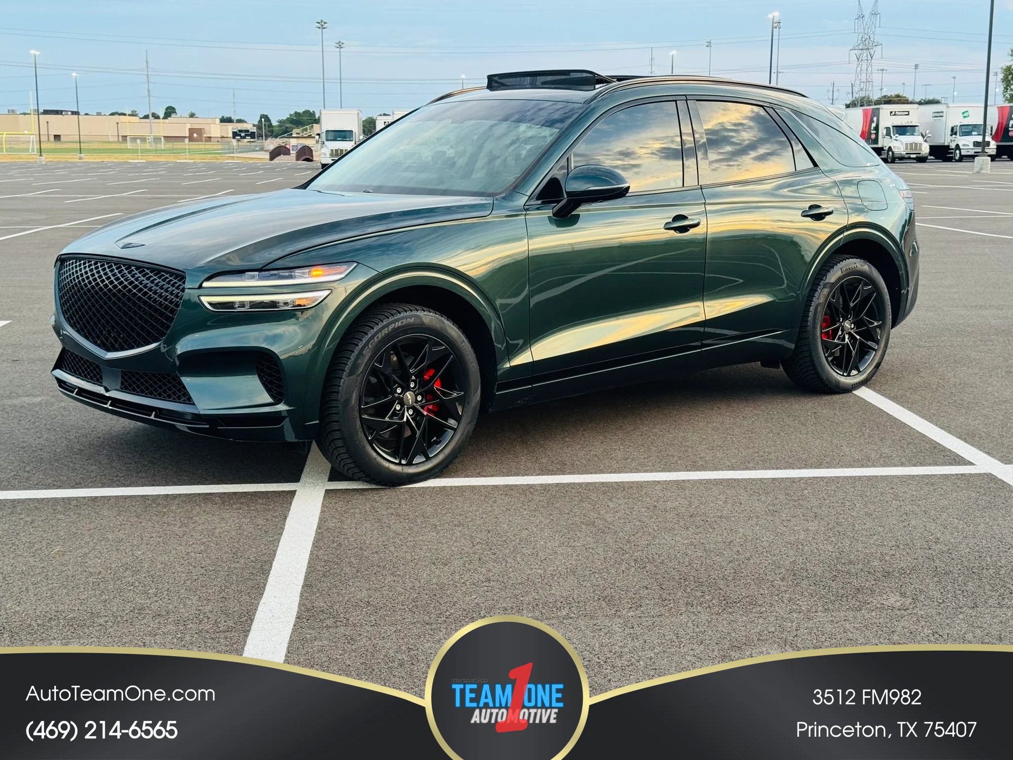 Used 2022 Genesis GV70 2.5T w/ Select Package AWD/4WD image 1
