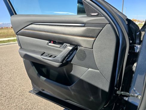 New 2026 MAZDA CX-50 AWD 2.5 Hybrid w/ Weather Package image 17