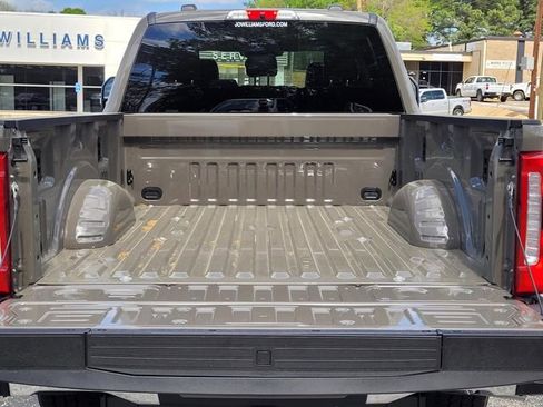New 2026 Ford F250 Lariat w/ Chrome Package image 7