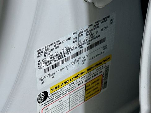 Used 2024 Ford Expedition Max XLT image 12