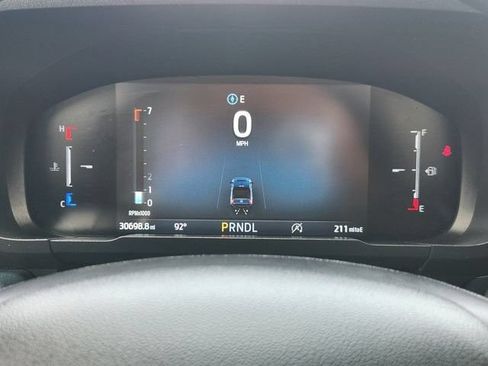 Used 2025 Ford Maverick XL w/ Equipment Group 102A AWD/4WD image 14
