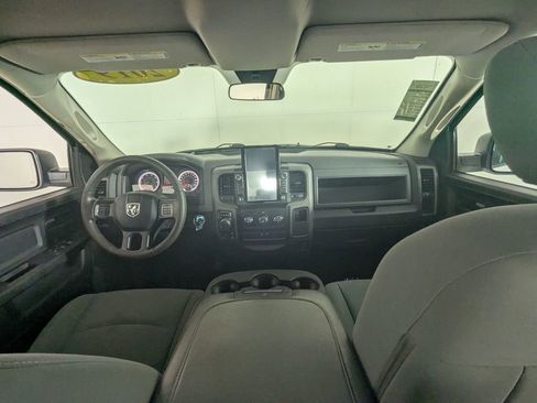 Used 2017 RAM 1500 Express image 31