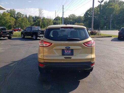 Used 2014 Ford Escape S FWD image 5
