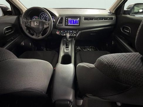 Used 2018 Honda HR-V EX image 31