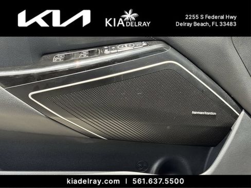 Used 2017 Kia Cadenza Technology FWD image 16