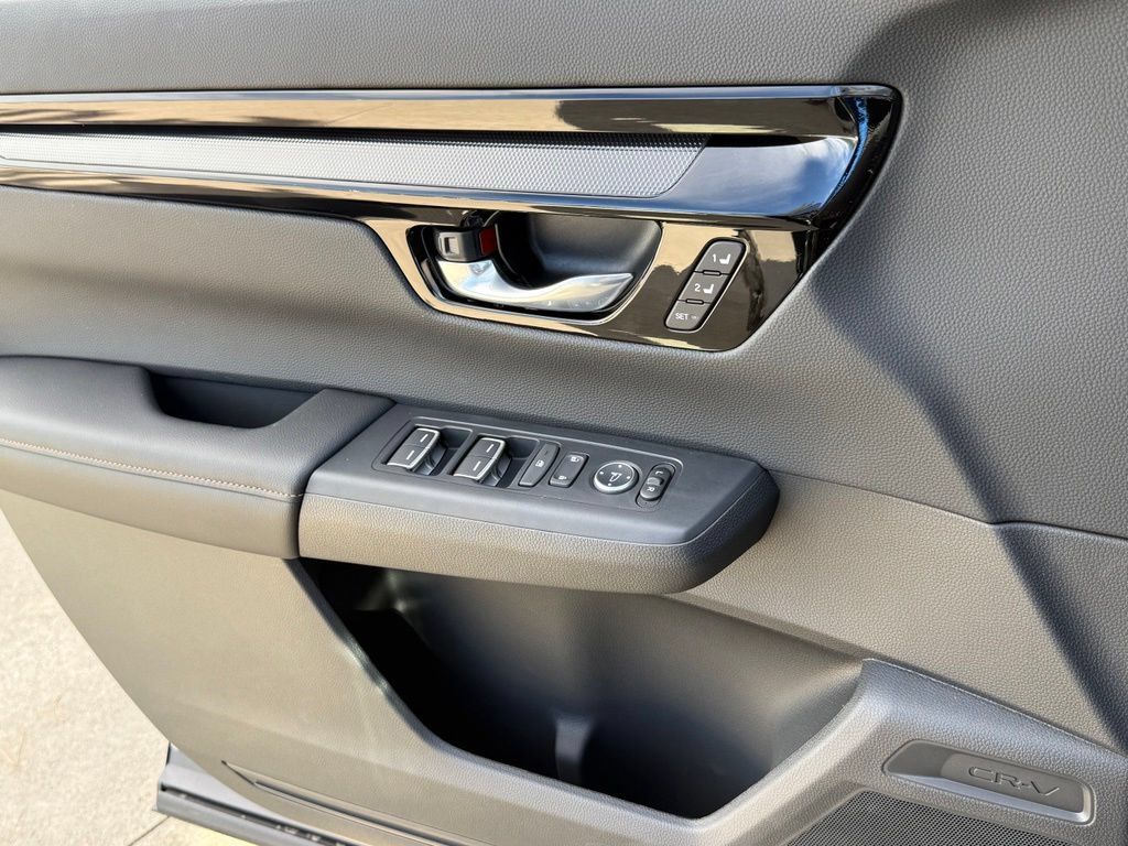 Certified 2026 Honda CR-V Sport Touring image 28