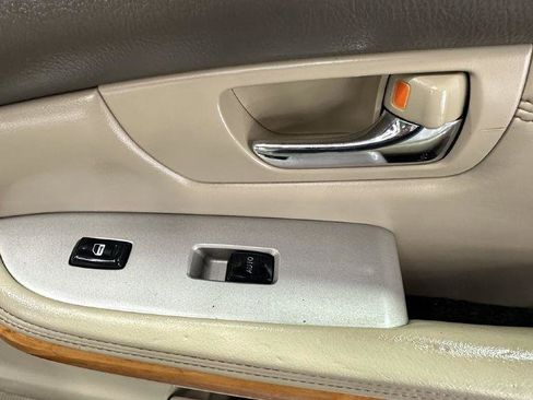 Used 2004 Lexus RX 330 AWD image 29