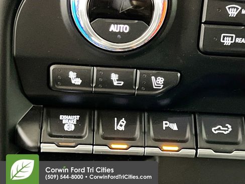 Used 2022 GMC Sierra 3500 Denali w/ Technology Package image 23