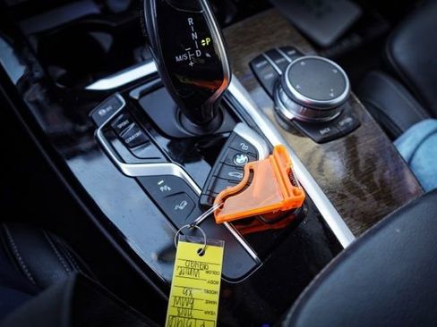 Used 2018 BMW X3 M40i image 27